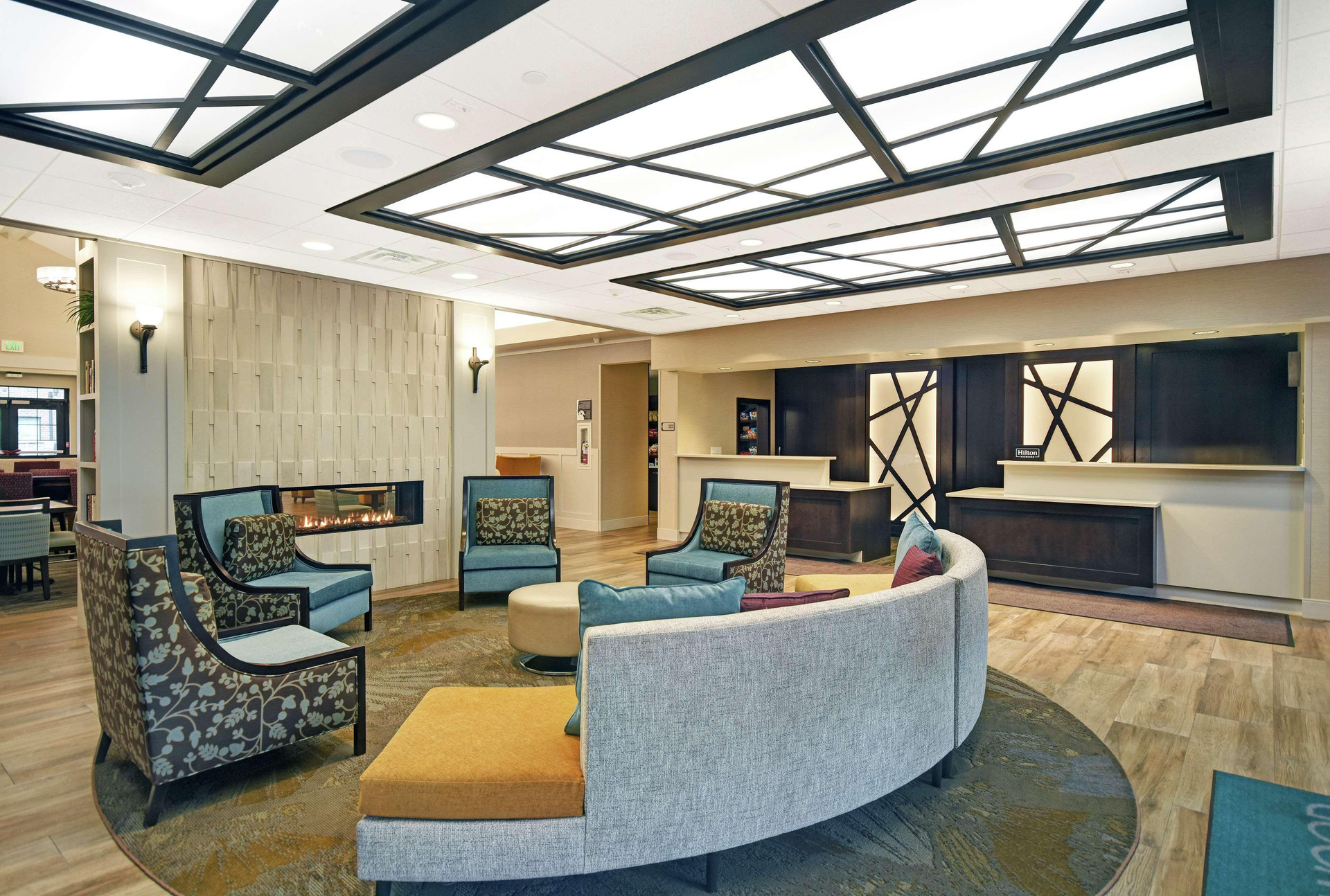 Vista Lobby Homewood Suites by Hilton Denver Int'l Airport