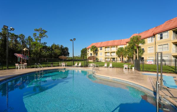 Parc Corniche Condominium Suite Hotel - Hoteles en International Drive de Orlando