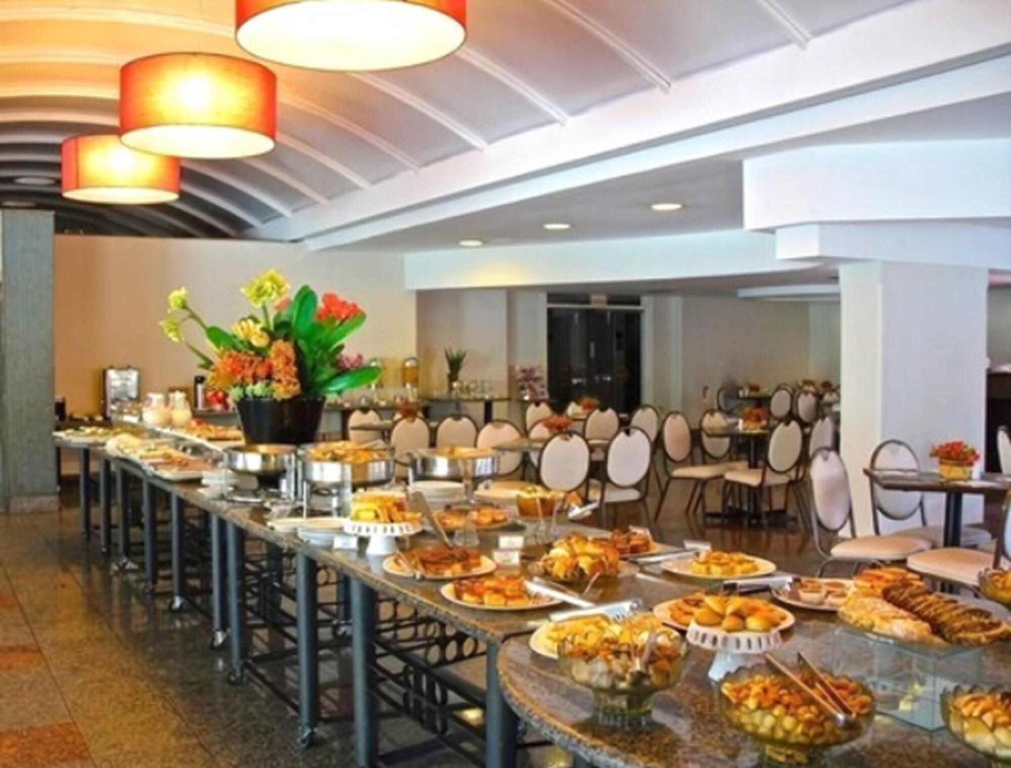Restaurant Hotel Boulevard Plaza