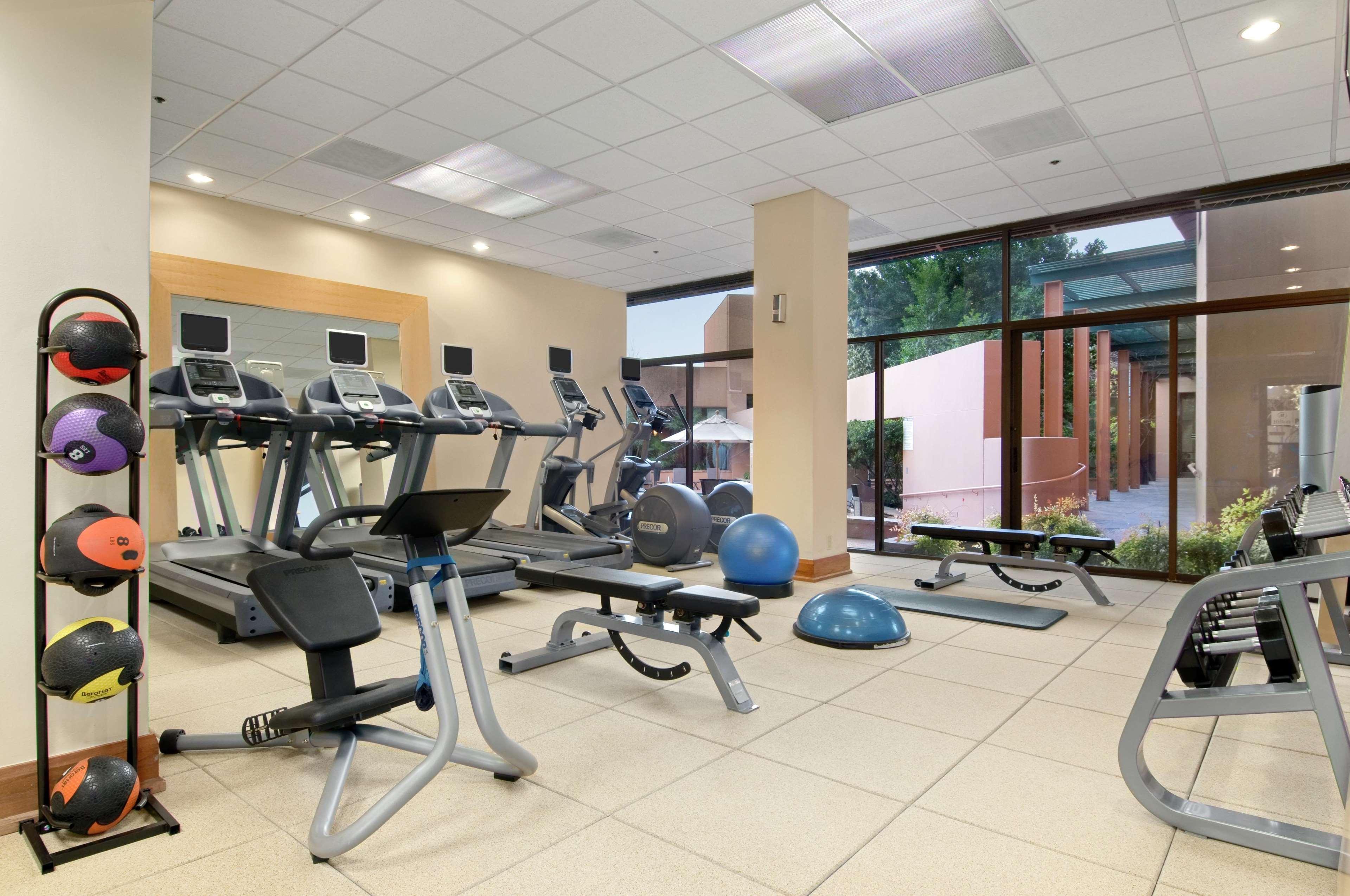 Instalaciones Recreativas DoubleTree San Antonio Airport