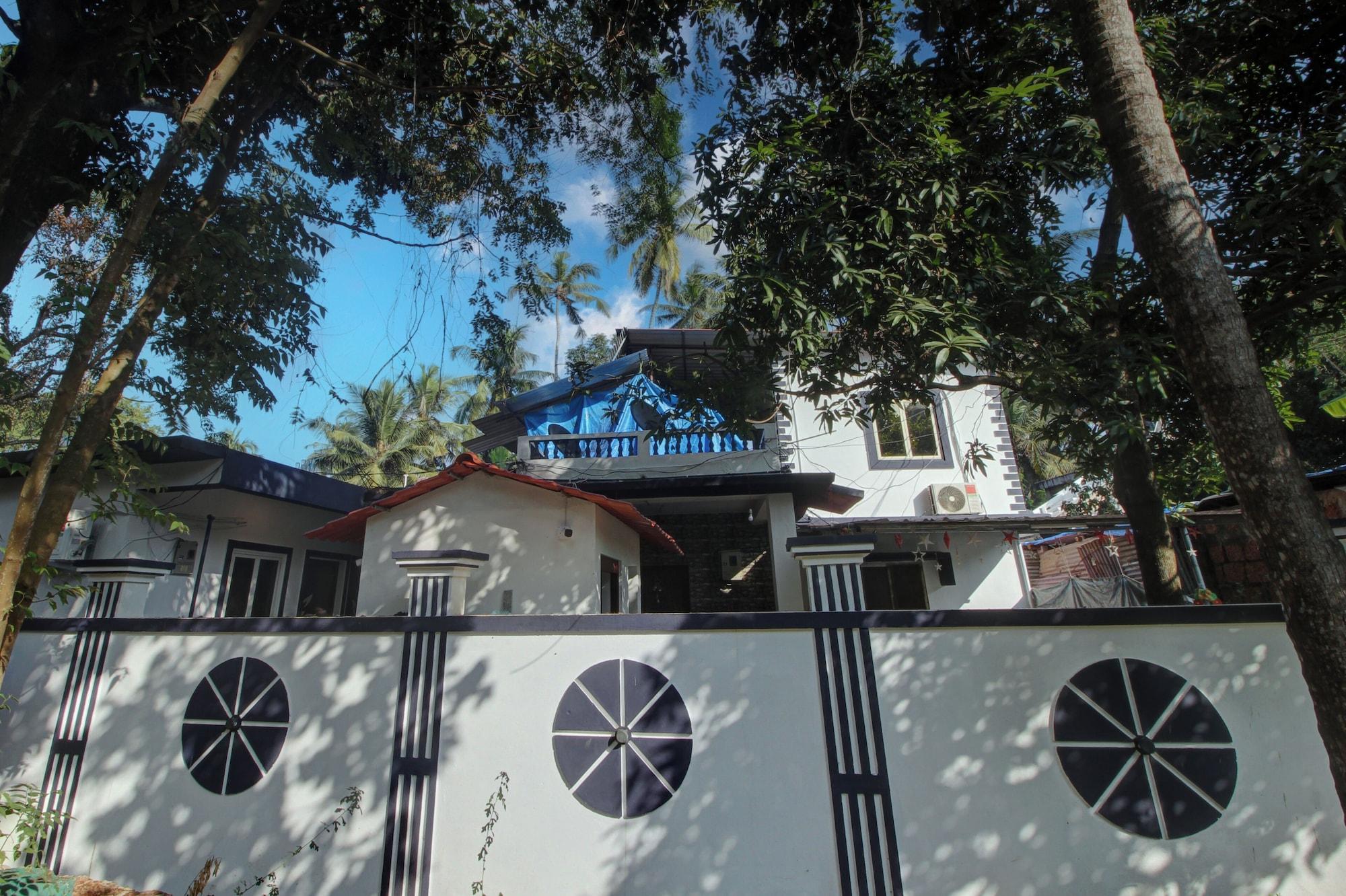 Vista Exterior Shellys Hideout Inn