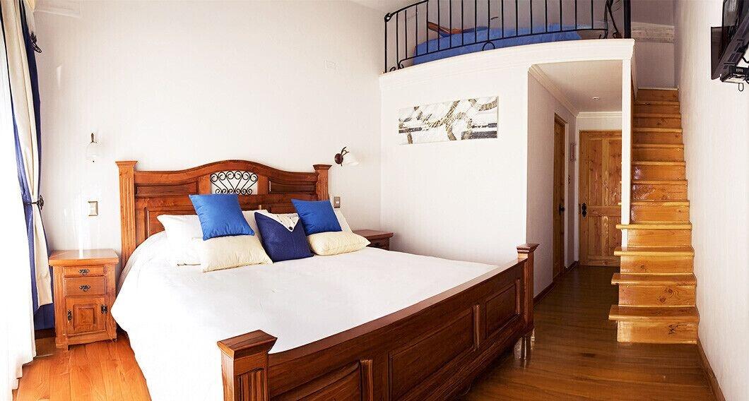 Habitación La Perla Hotel