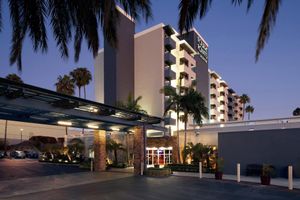 Alojamiento - Four Points by Sheraton Los Angeles Westside