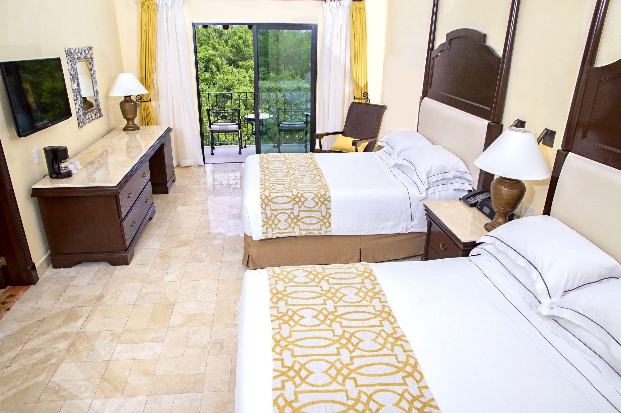 Habitación Royal Level at Occidental Cozumel - All Inclusive
