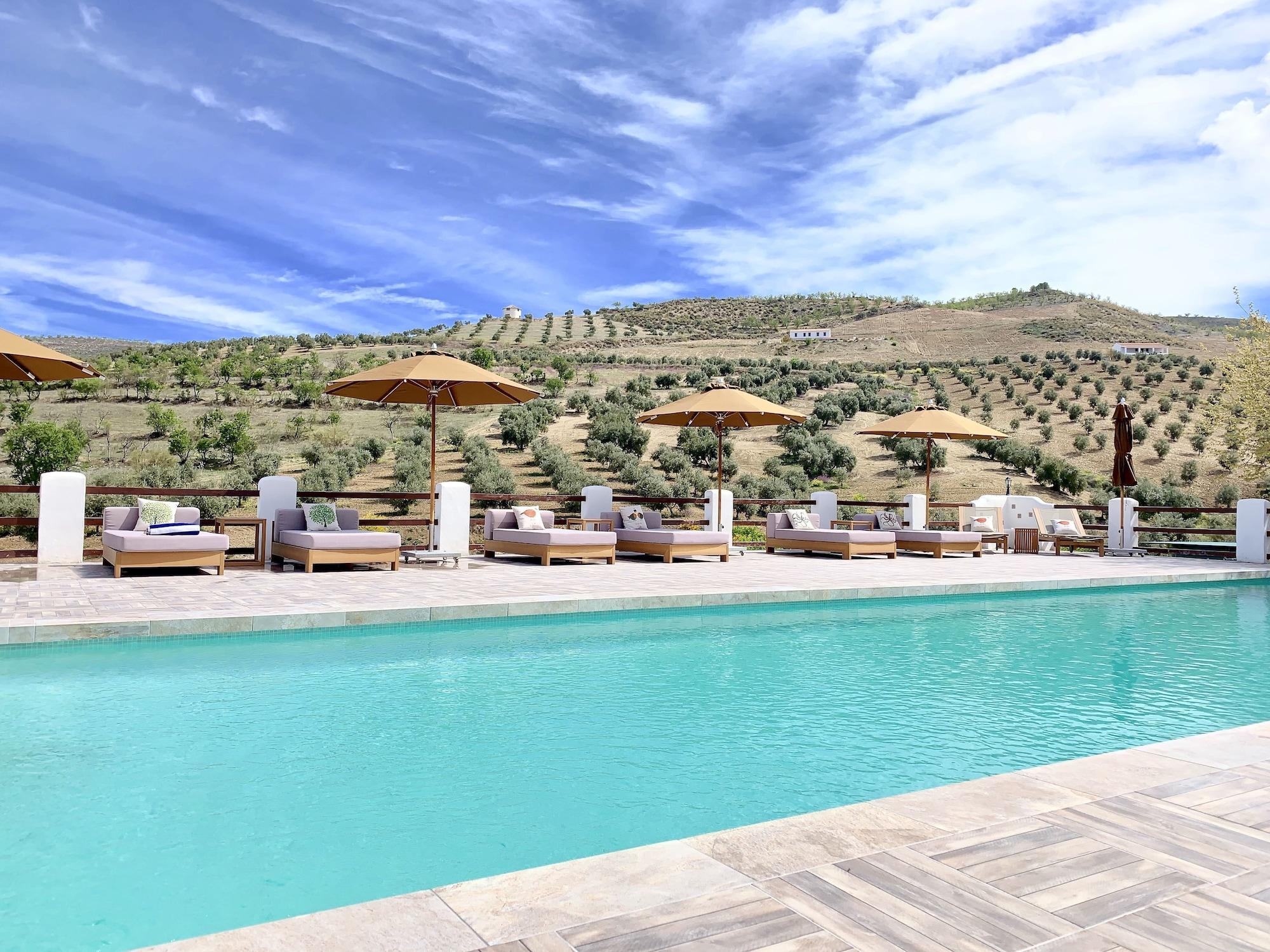 Vista Piscina Lemon Tree Retreat at El Amparo