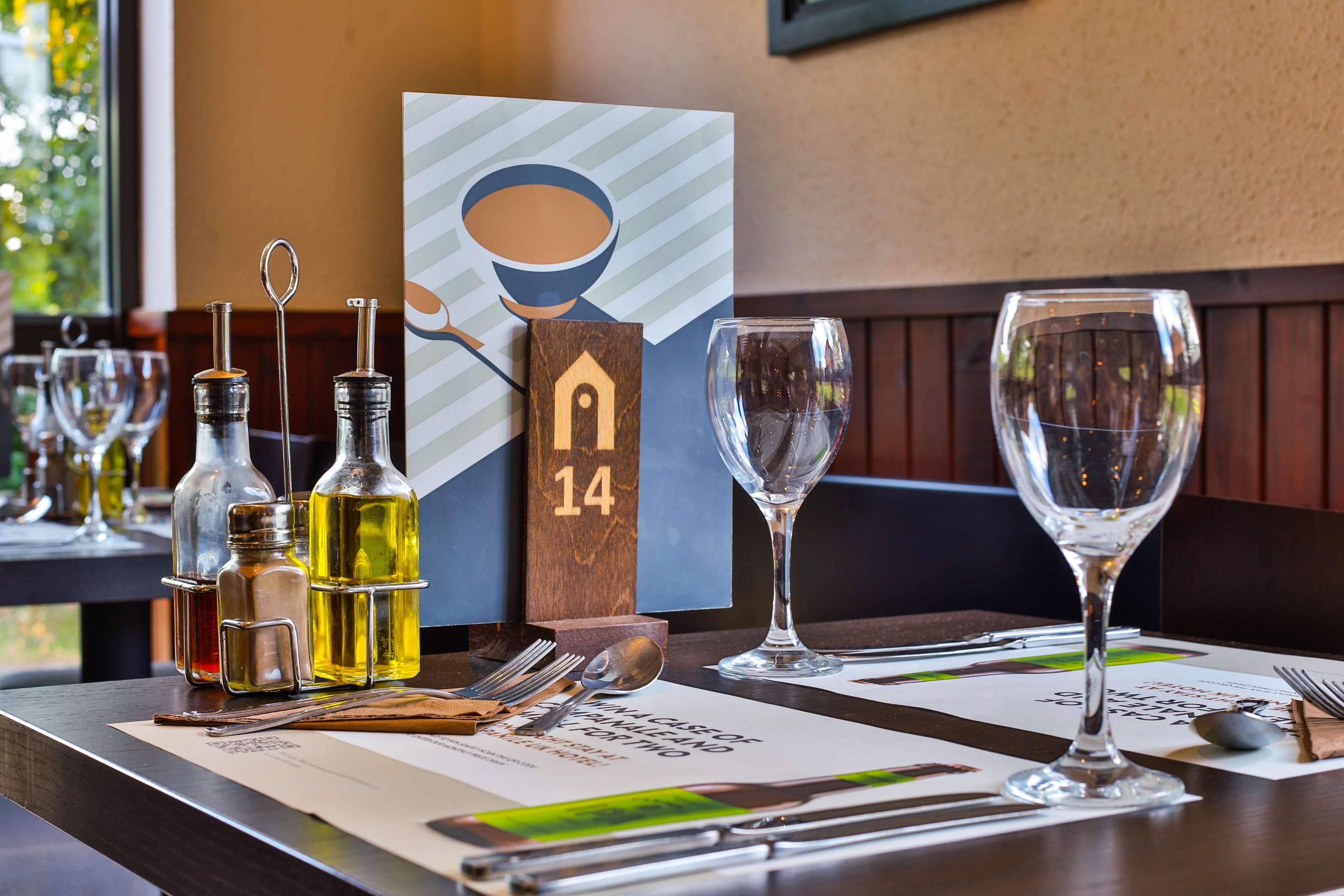 Restaurant Campanile Hotel- Milton Keynes