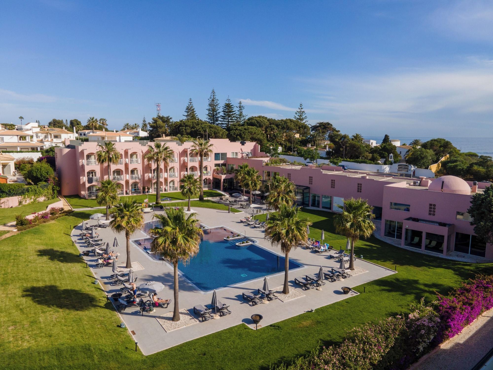 Vista Piscina Vila Gale Collection Praia Hotel