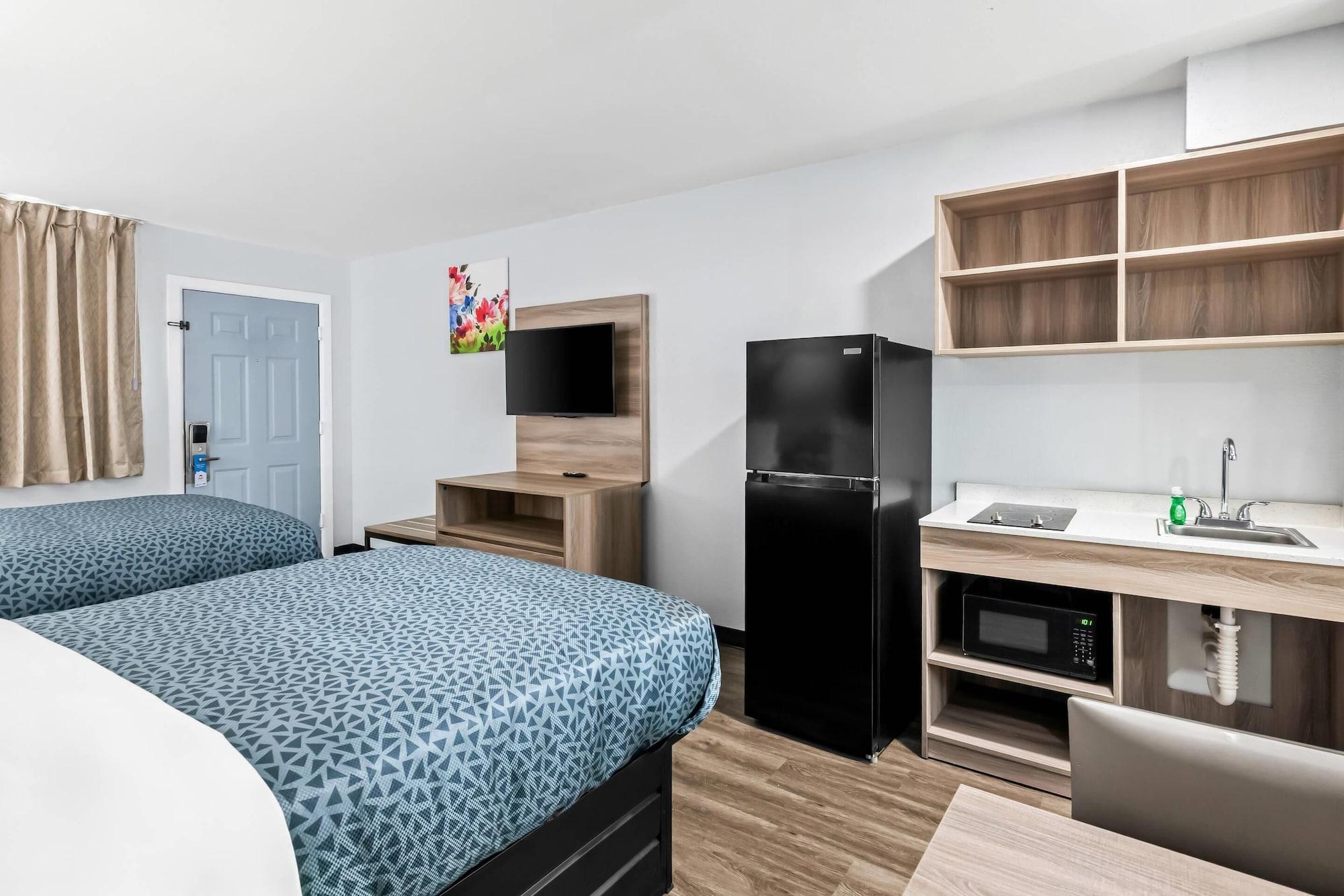 Varios Suburban Studios Harvey - New Orleans