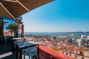 Hospedagens - Monte Belvedere Hotel by Shiadu