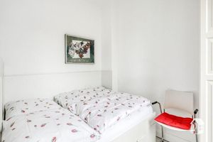 Alquiler Vacacional - Comfortable 2-room apartment near the subway in a quiet location