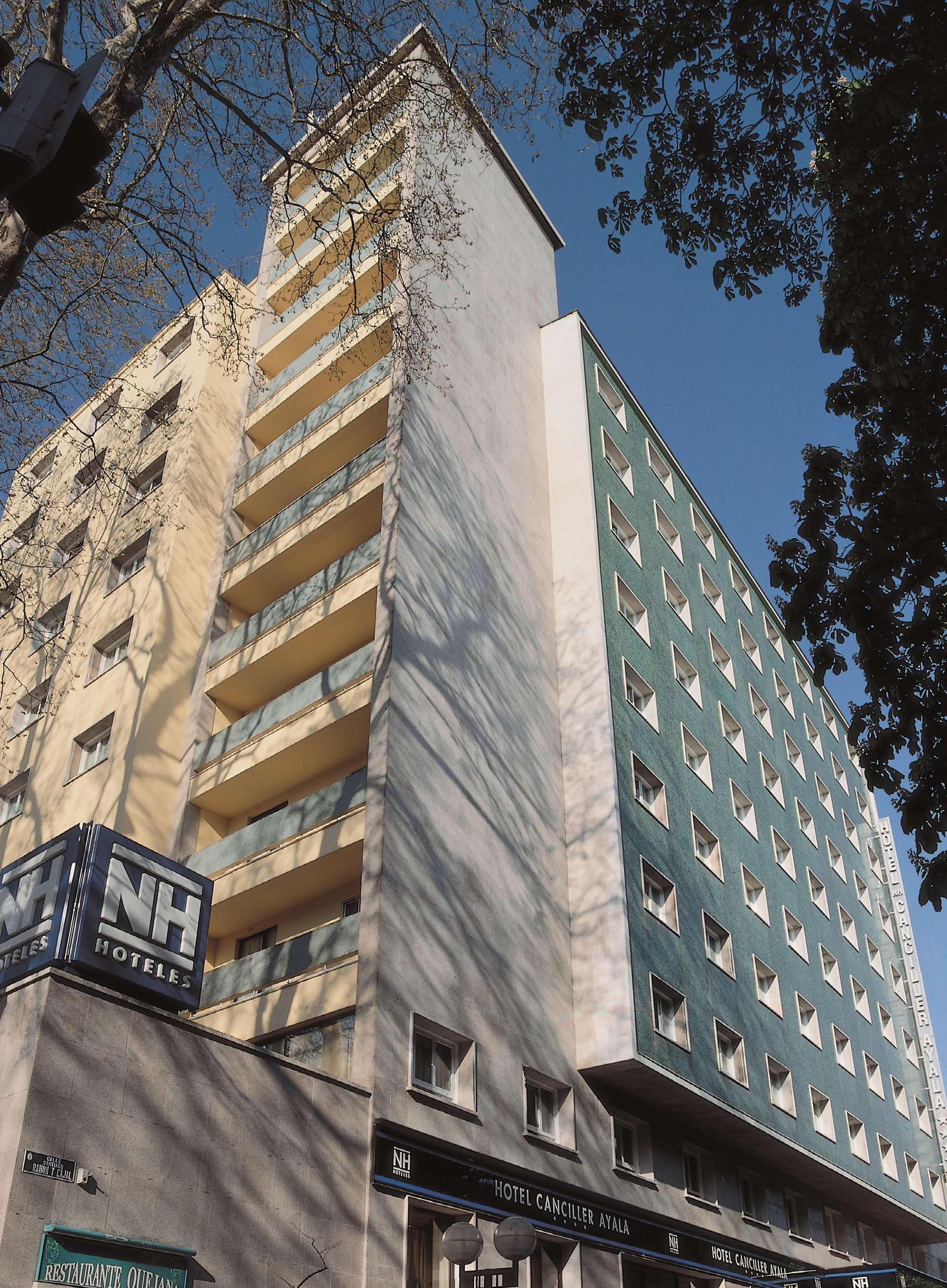 Vista Exterior NH Canciller Ayala Vitoria