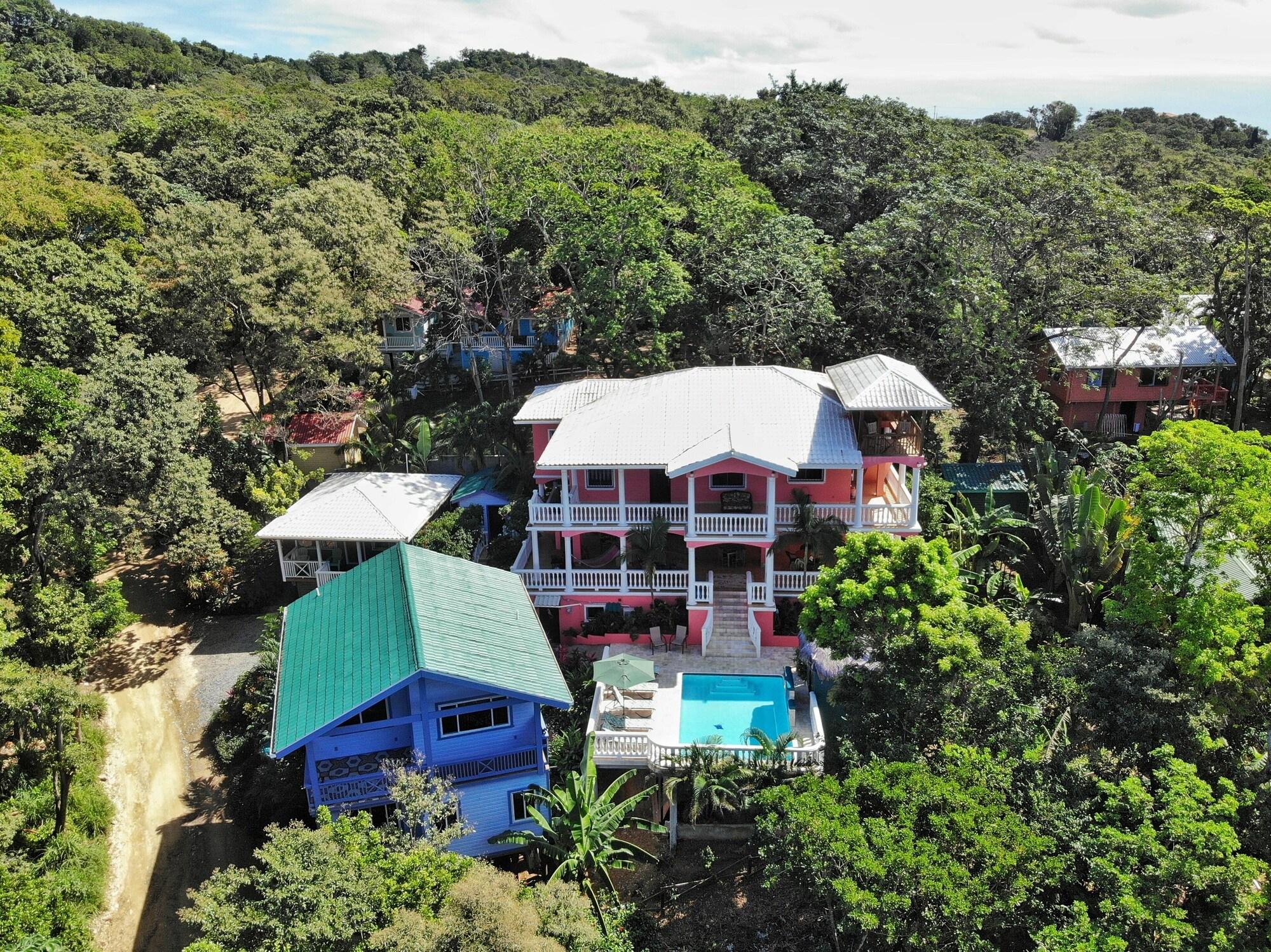 Varios Seaside Inn