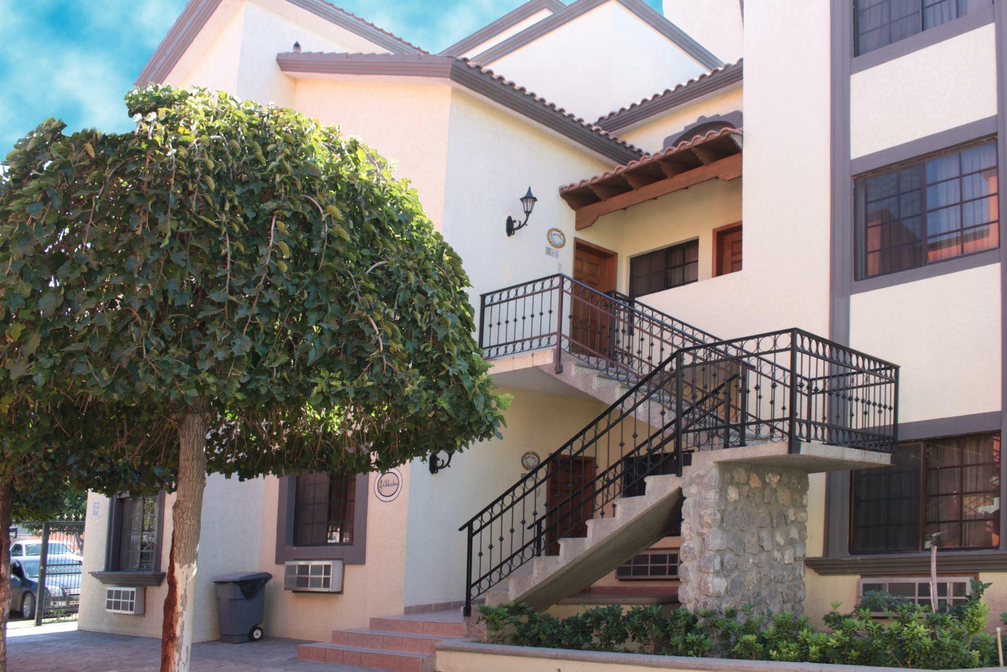 Vista Exterior Hotel Suites el Paseo
