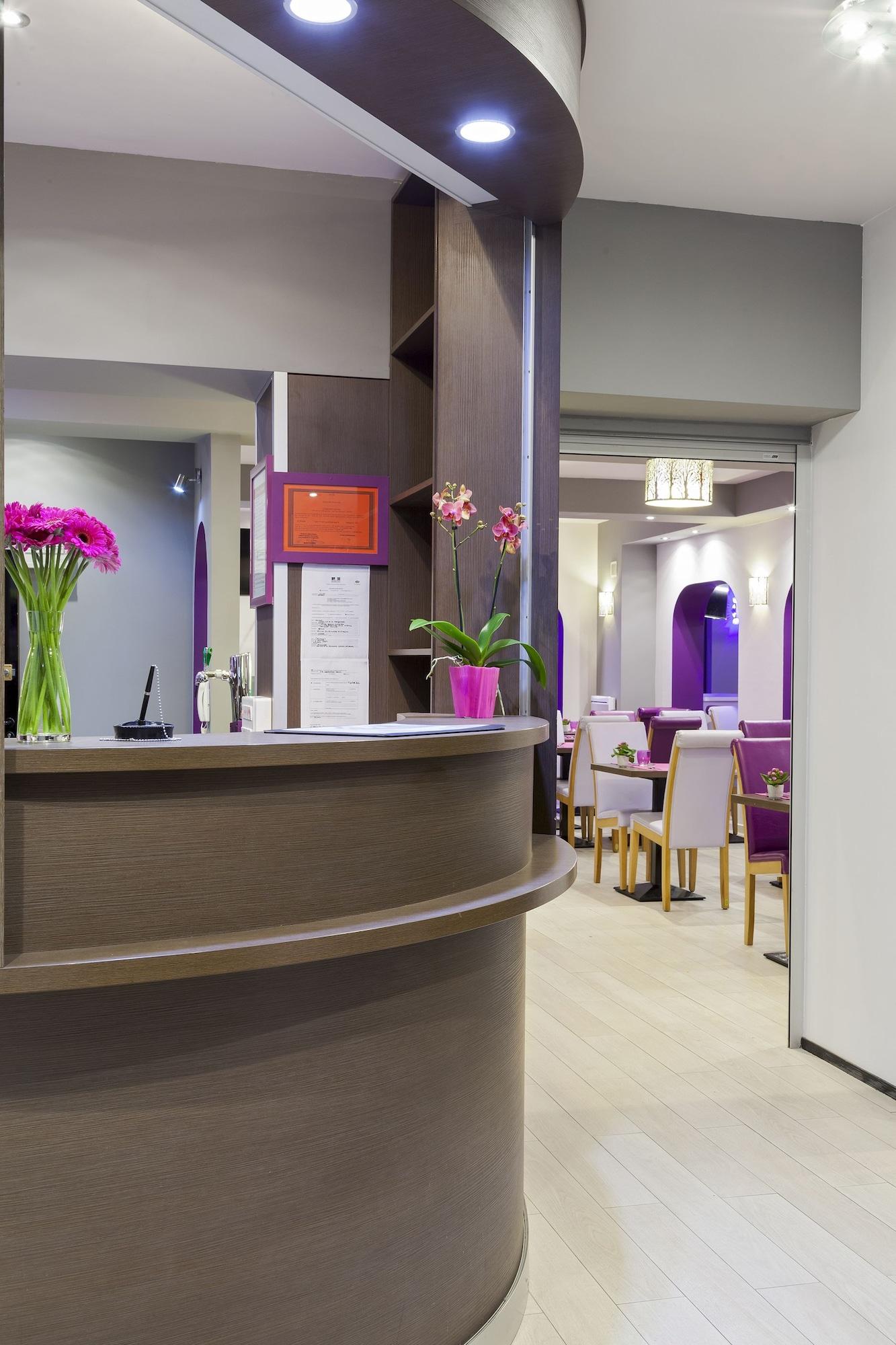 Vista Lobby Comfort Hotel Orleans Olivet
