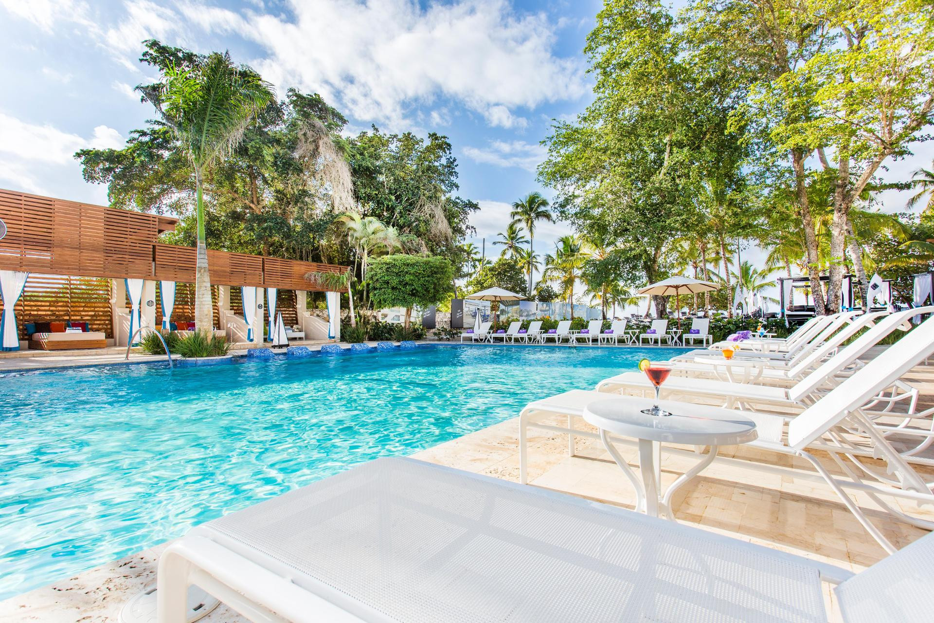 Vista Piscina Be Live Collection Canoa