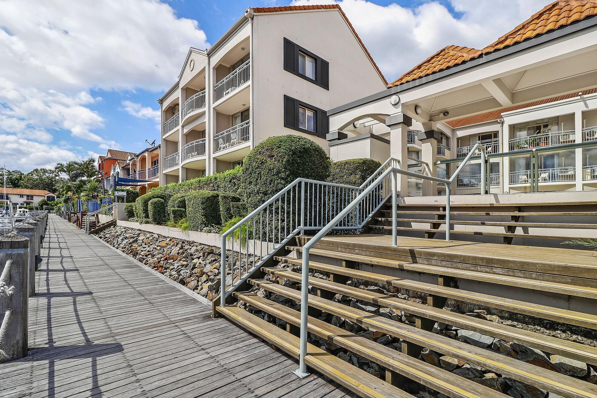 Vista Exterior Harbour EasyStay Hotel and Apartments Hope Harbour Hotel