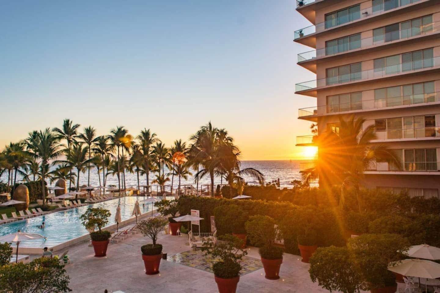 Bar/Salón CONDO ICO BY TRVL2HM