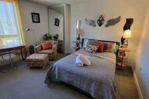 Alquiler Vacacional - 30+ days Mid-Century Condo centered in the heart of Denver overlooking the city!