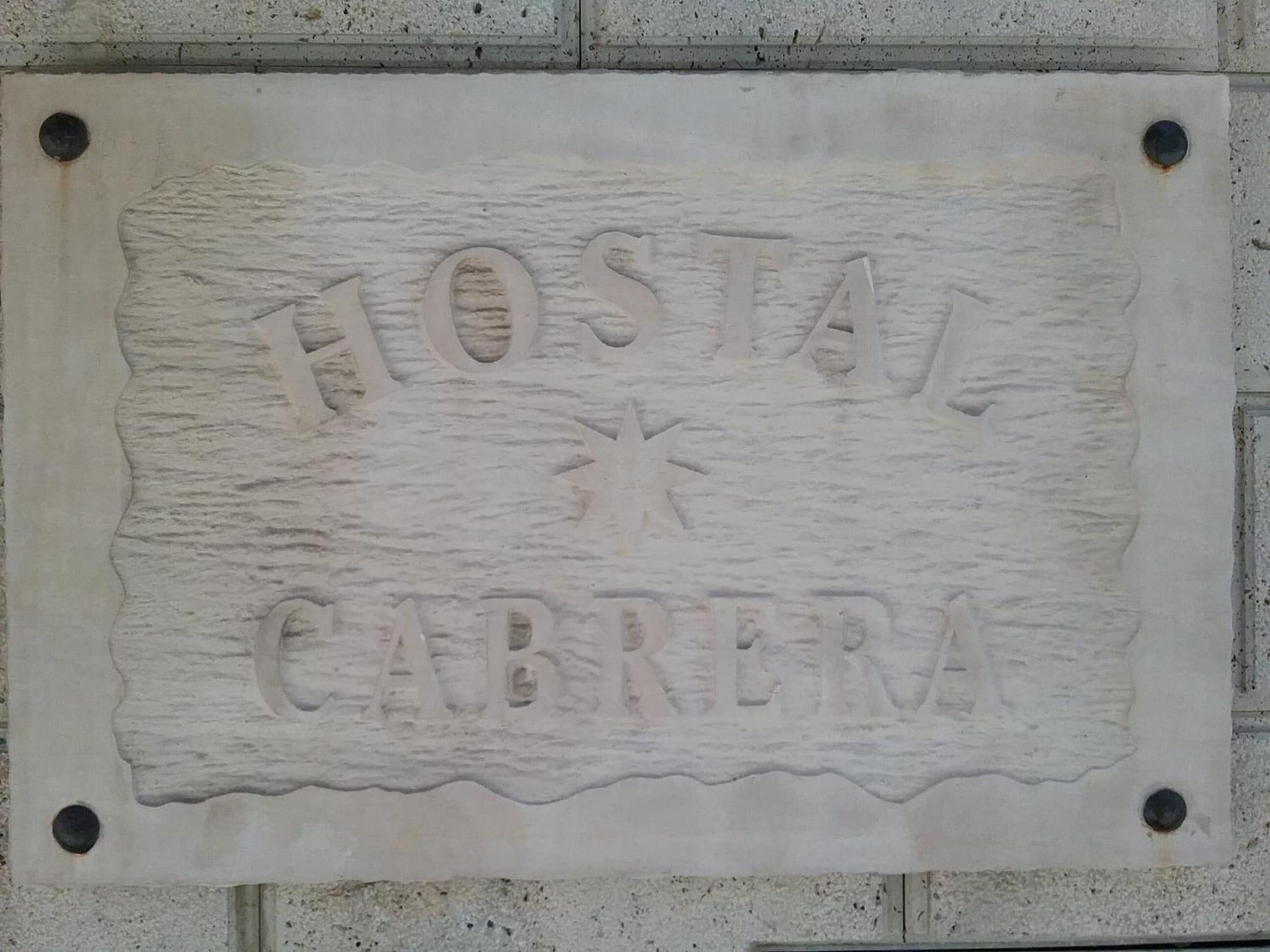 Vista Exterior Hostal Cabrera