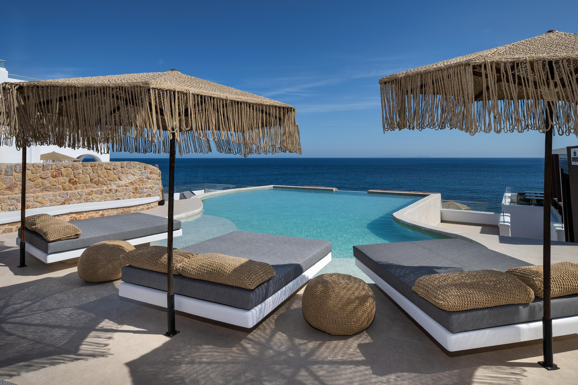 Vista Exterior Aelia Thalassa