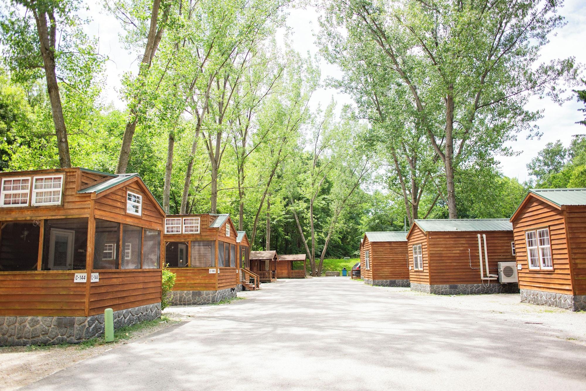 Vista Exterior Basswood Resort