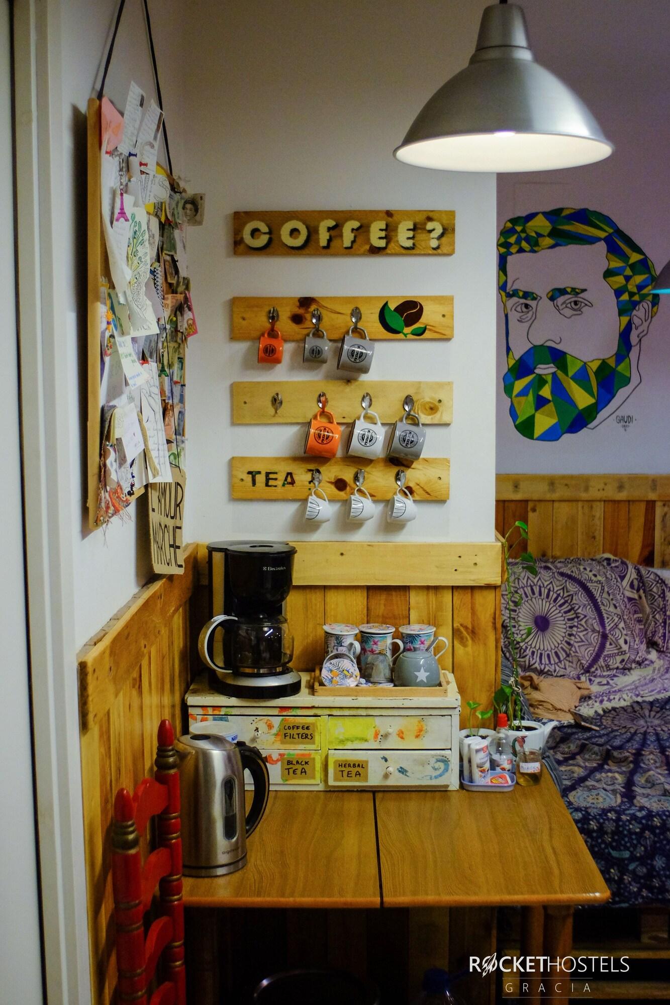 Restaurant Rocket Hostels Gràcia