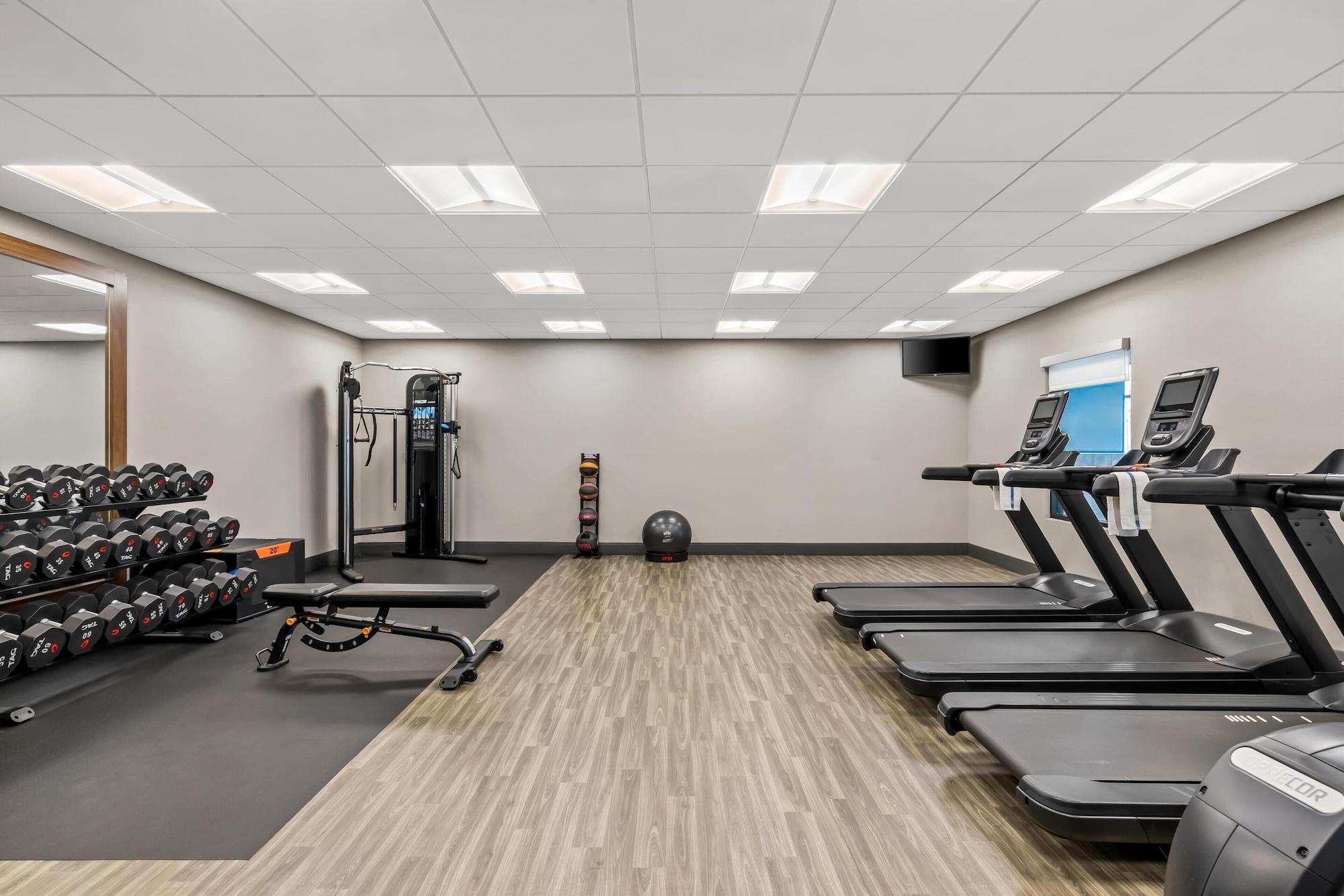 Gimnasio Hampton Inn Fond du Lac