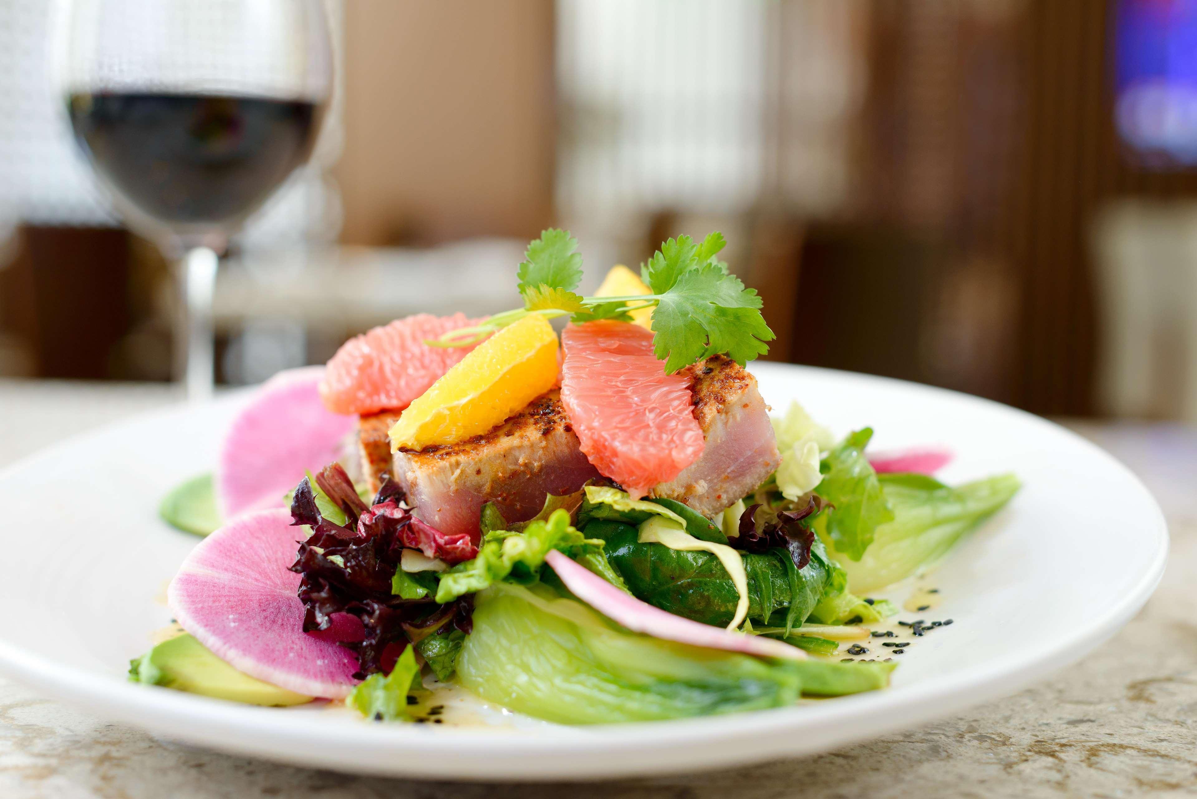 Restaurant Hilton Washington DC National Mall The Wharf