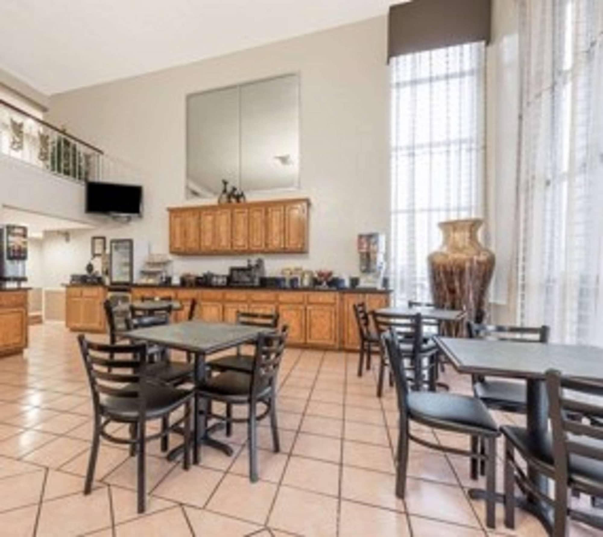 Restaurant SureStay Hotel by Best Western Duncan