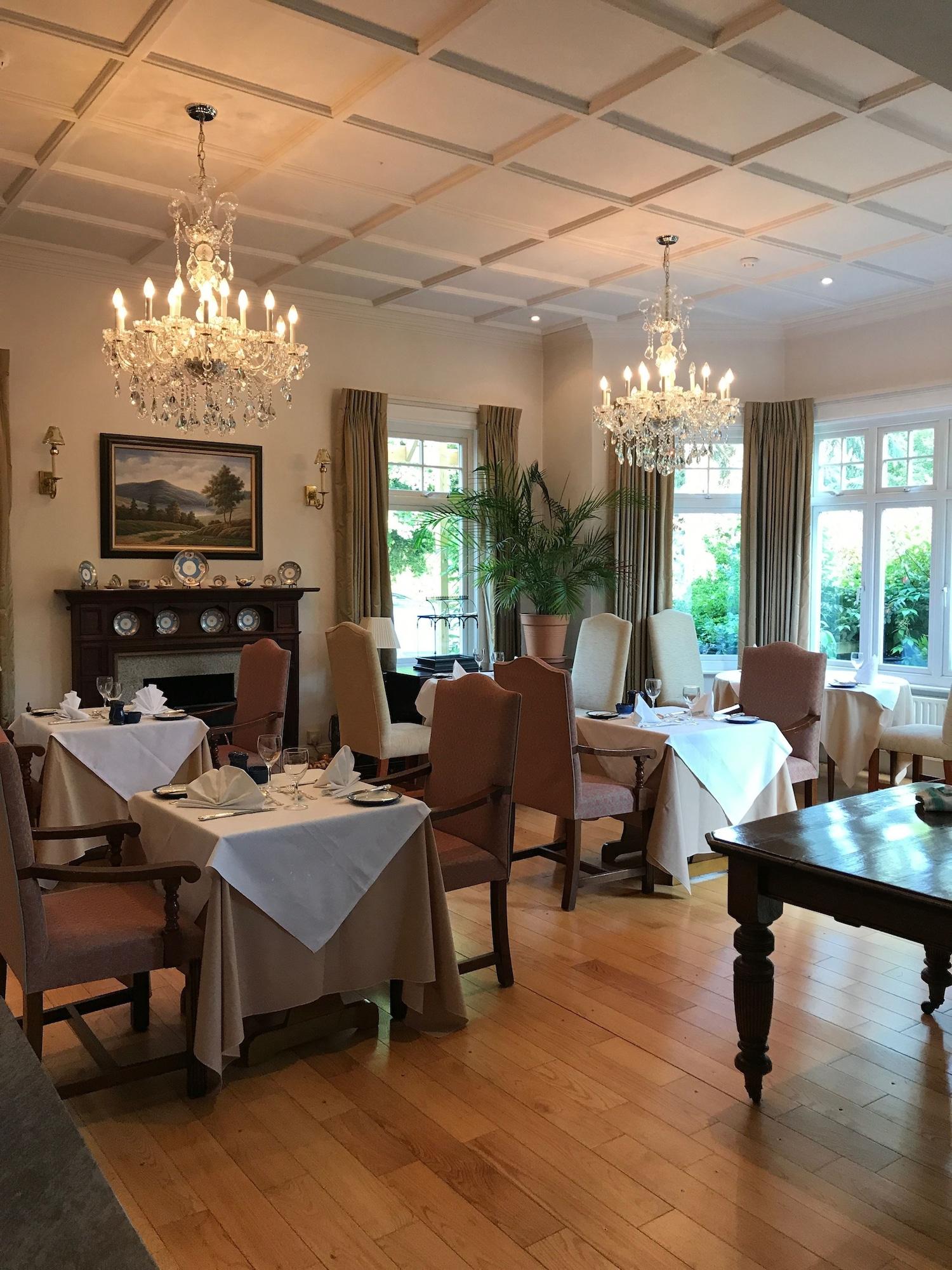 Restaurant The Pines Hotel