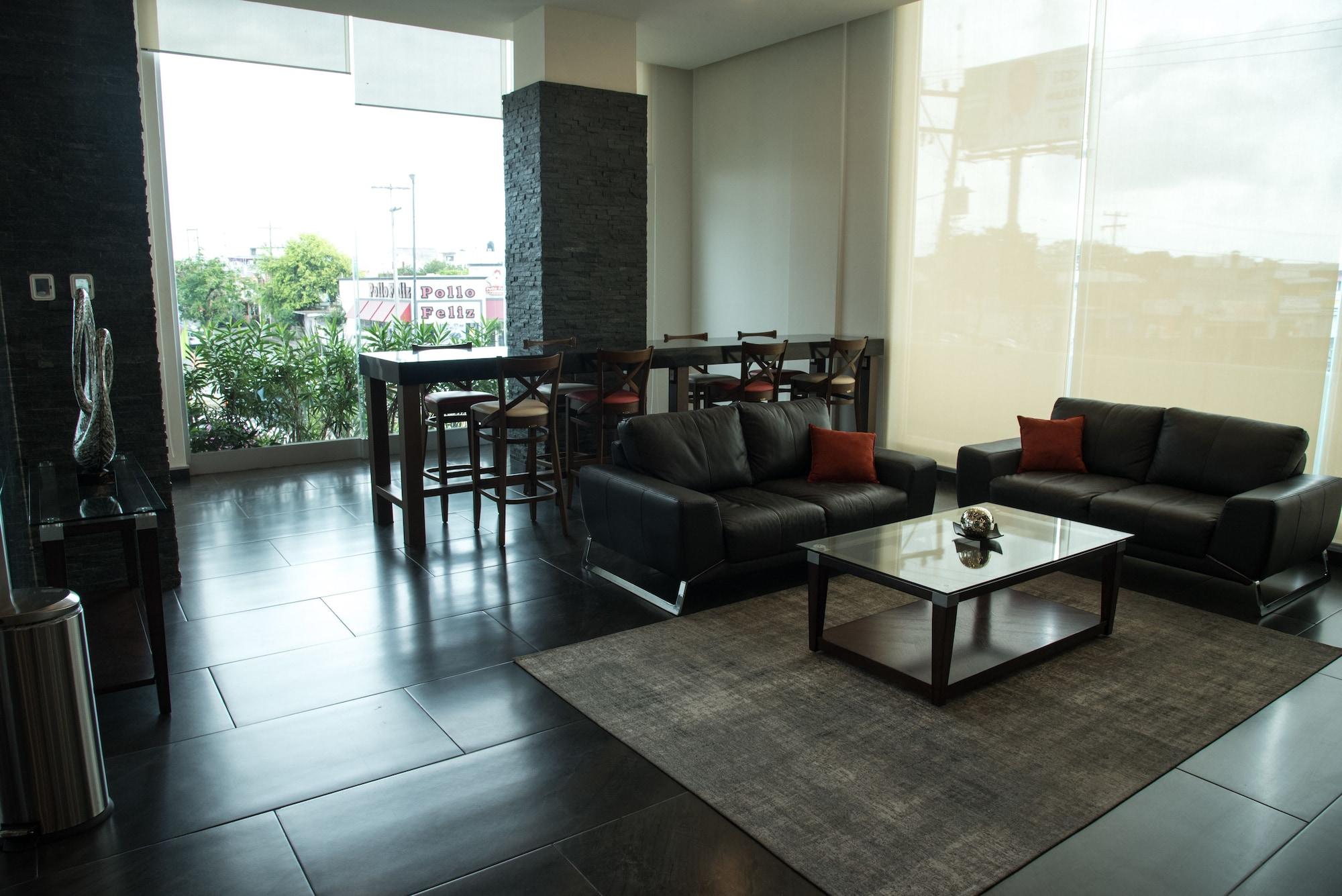 Vista Lobby Lithio Hotel