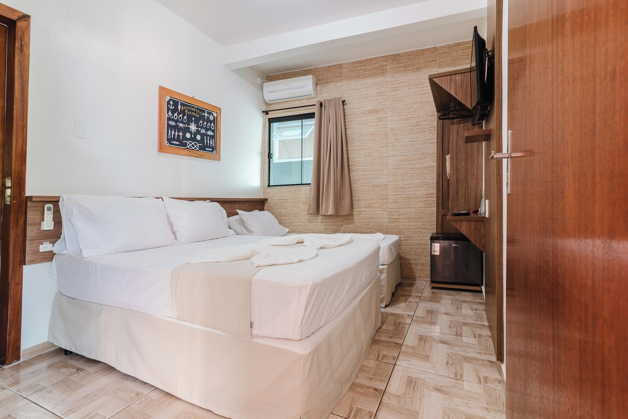 Varios Ancoradouro Pousada