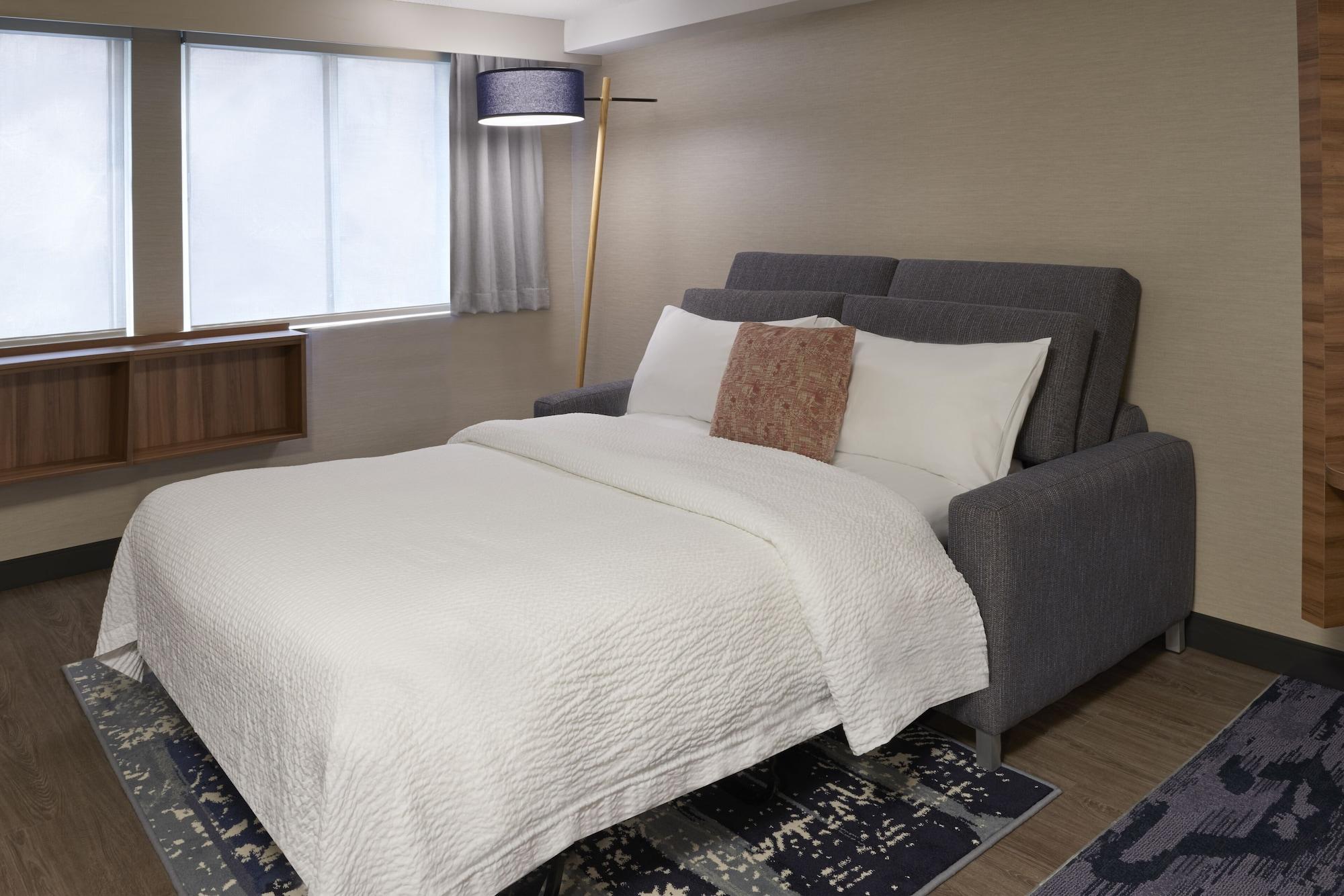Habitación Fairfield by Marriott Niagara Falls, Canada