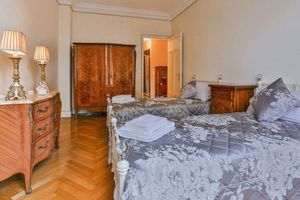 Alquiler Vacacional - Classic Chic Elegance - Close to Everything with AC.