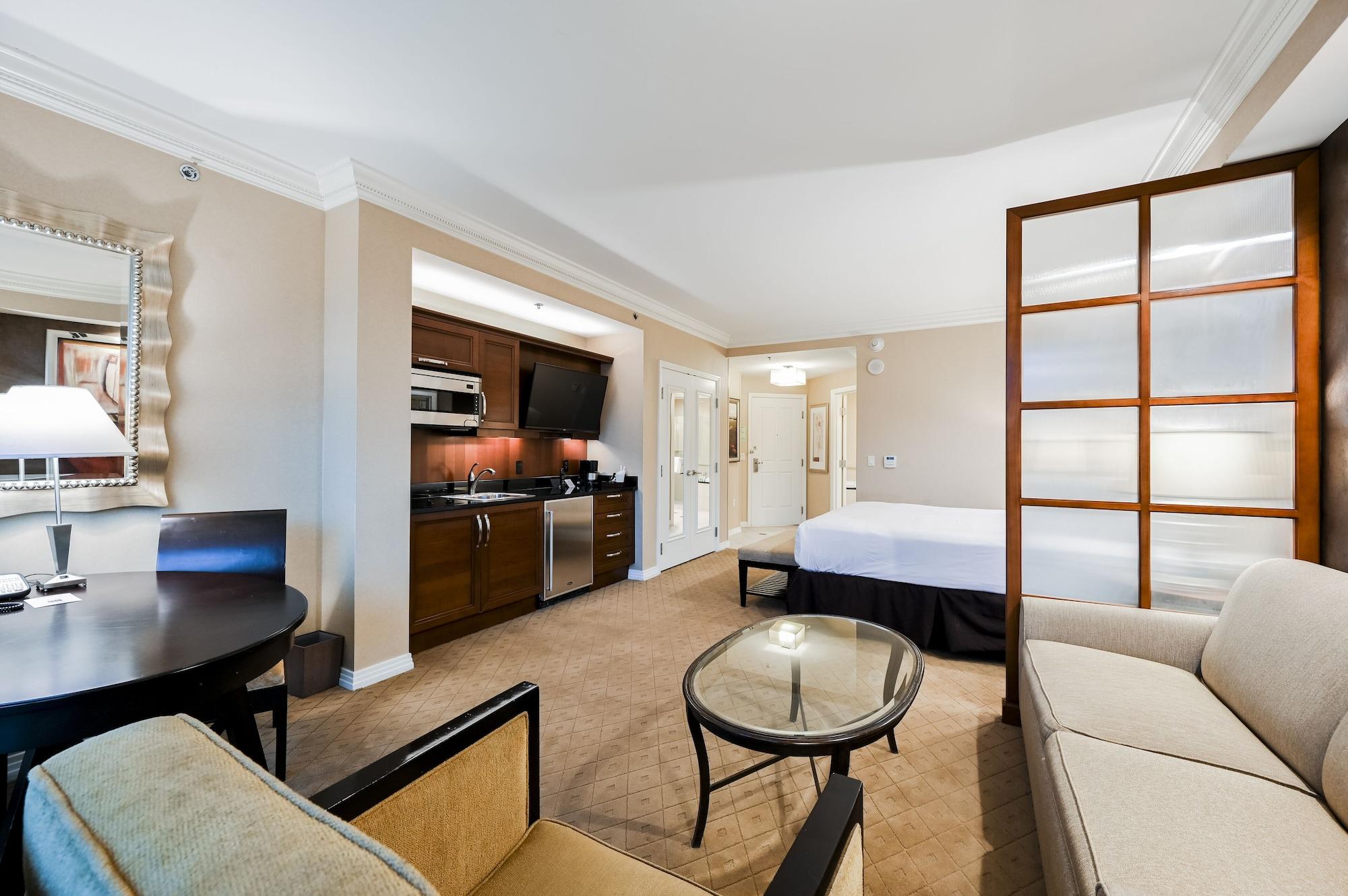 Habitación StripViewSuites at Signature