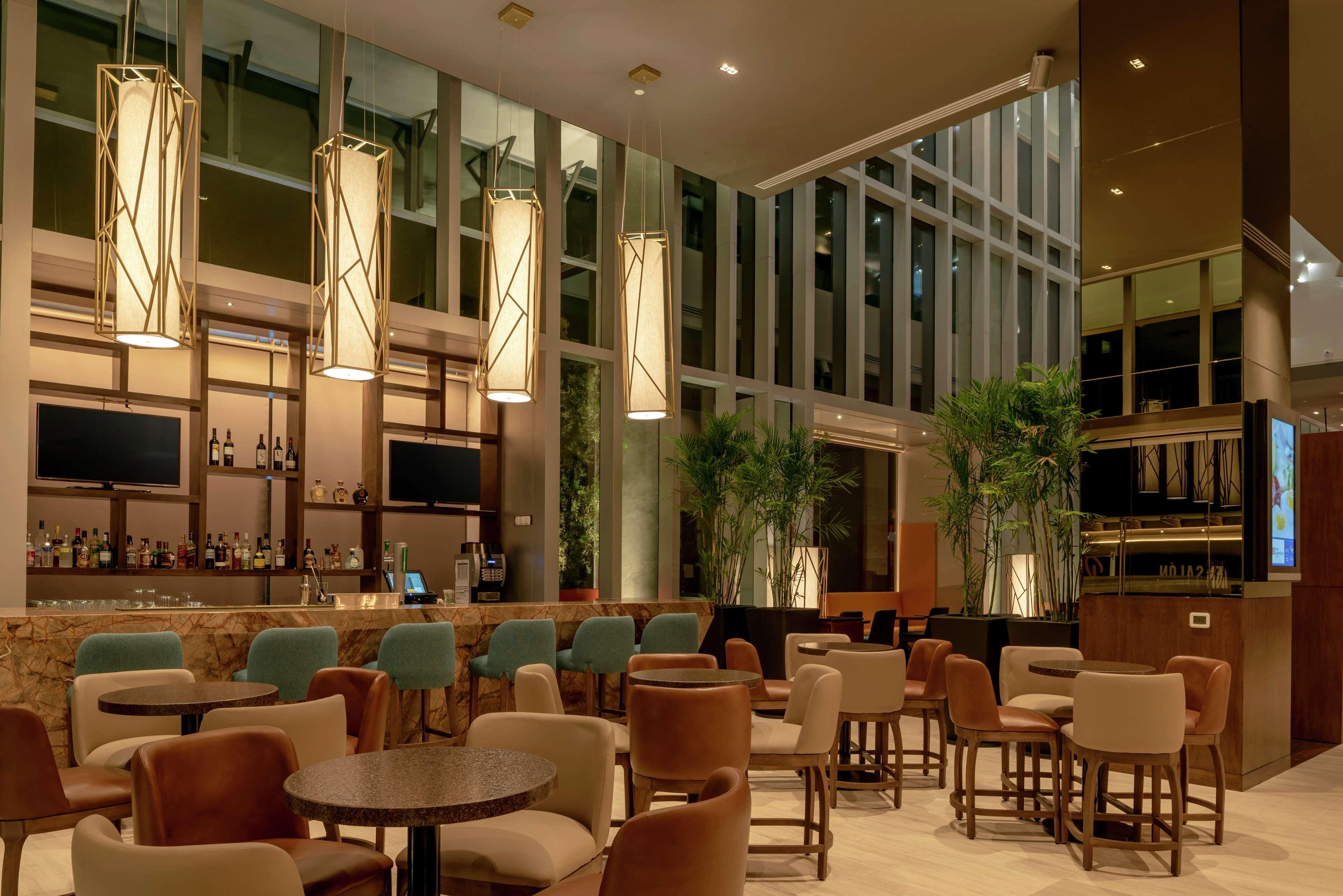 Bar/Salón Hilton Garden Inn Chihuahua