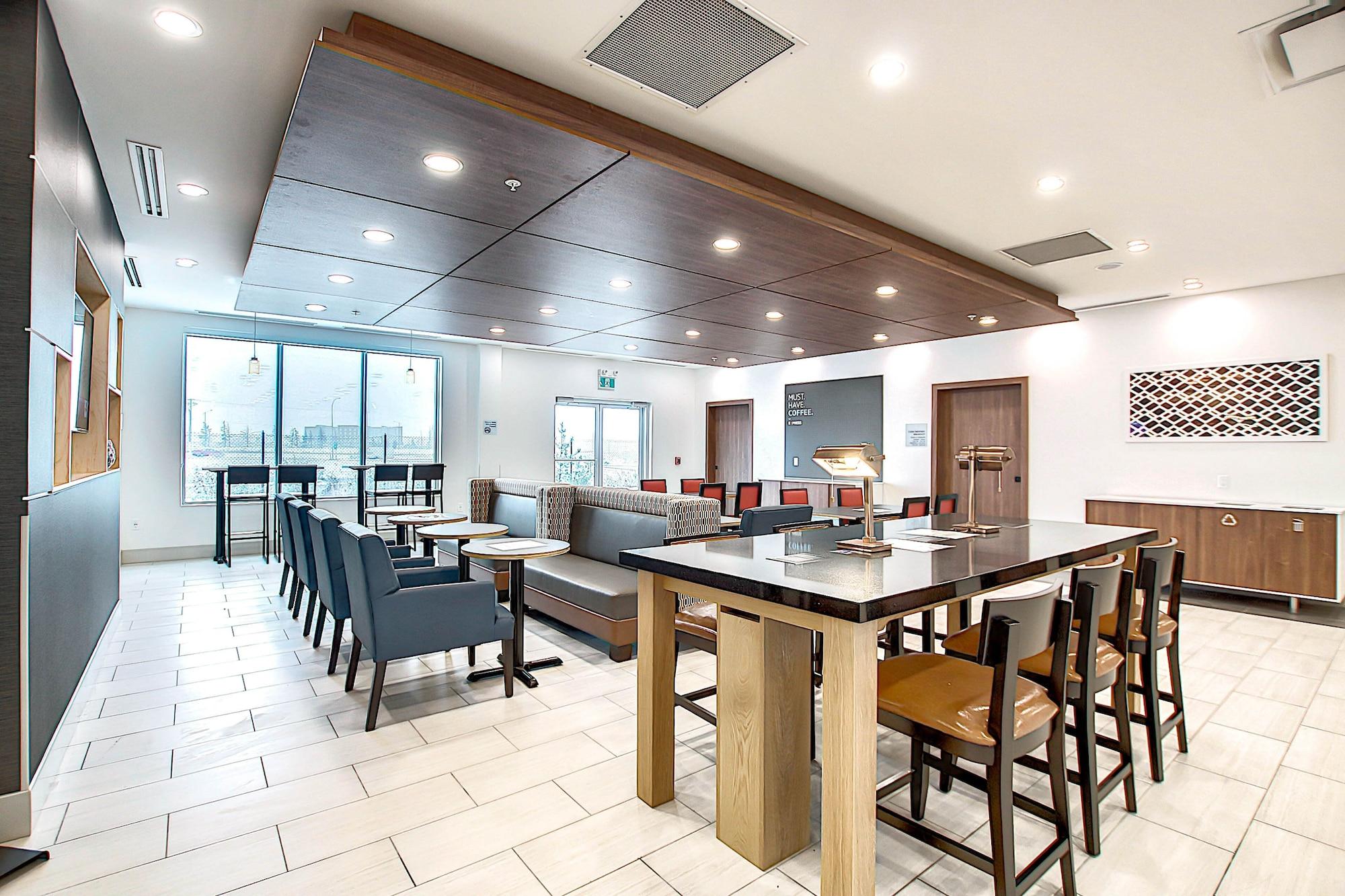 Restaurant Holiday Inn Express & Suites Calgary Airport Trail NE by IHG