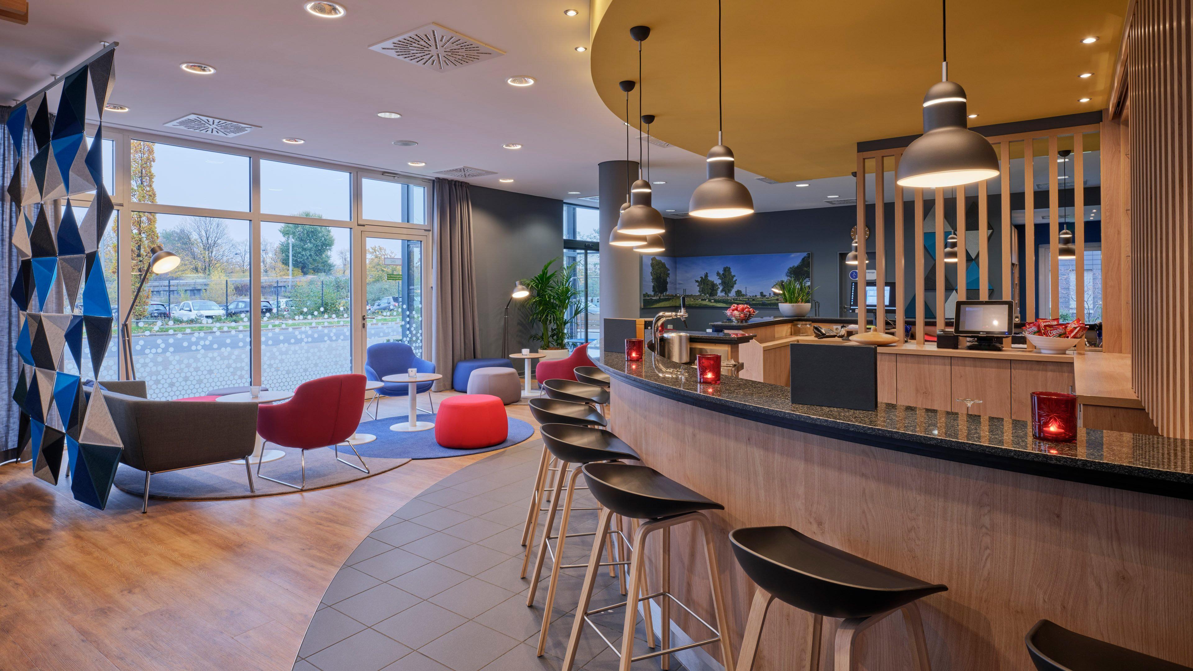 Bar/Salón Holiday Inn Express Düsseldorf City North by IHG