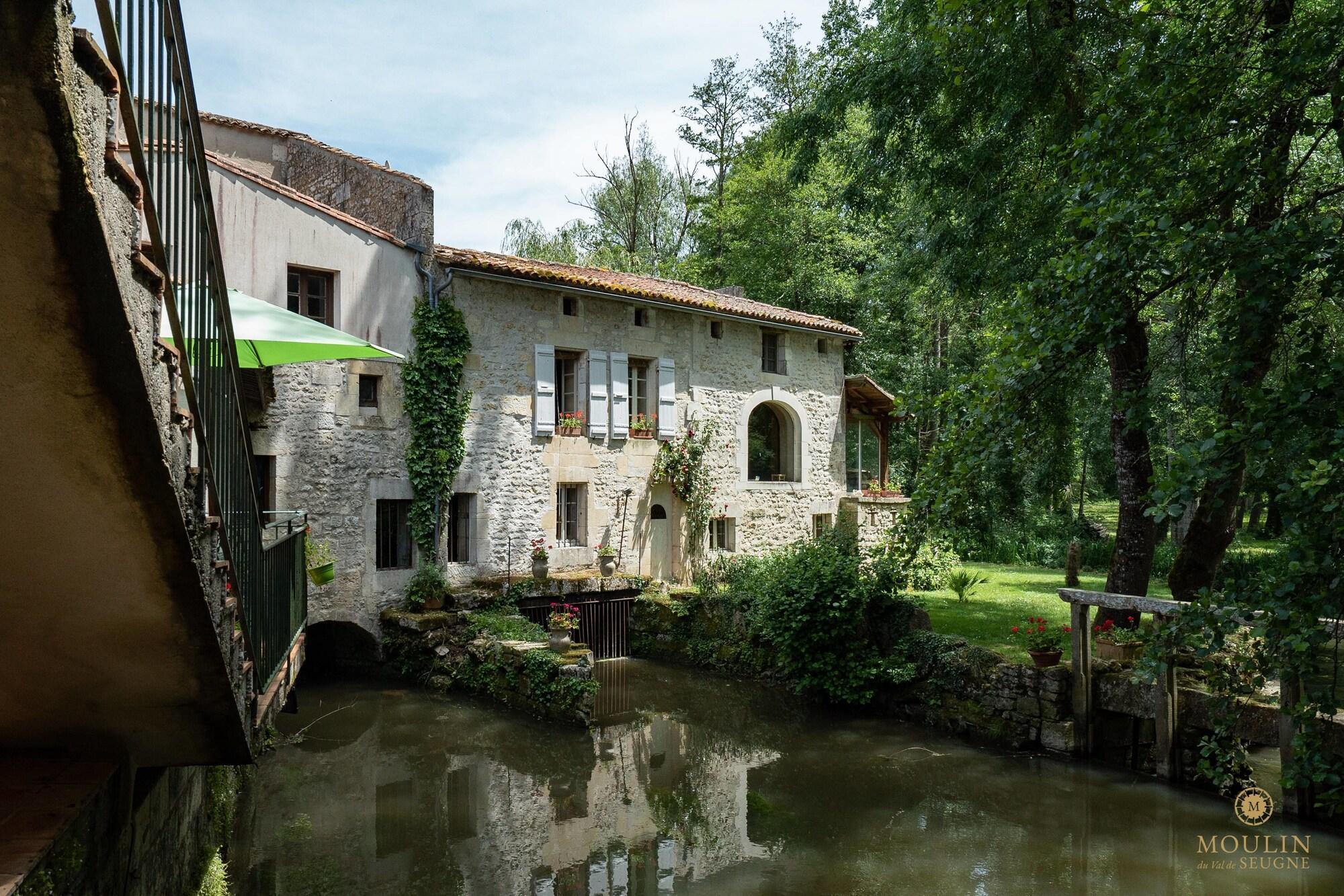 Restaurant Hôtel Moulin de Val de Seugne