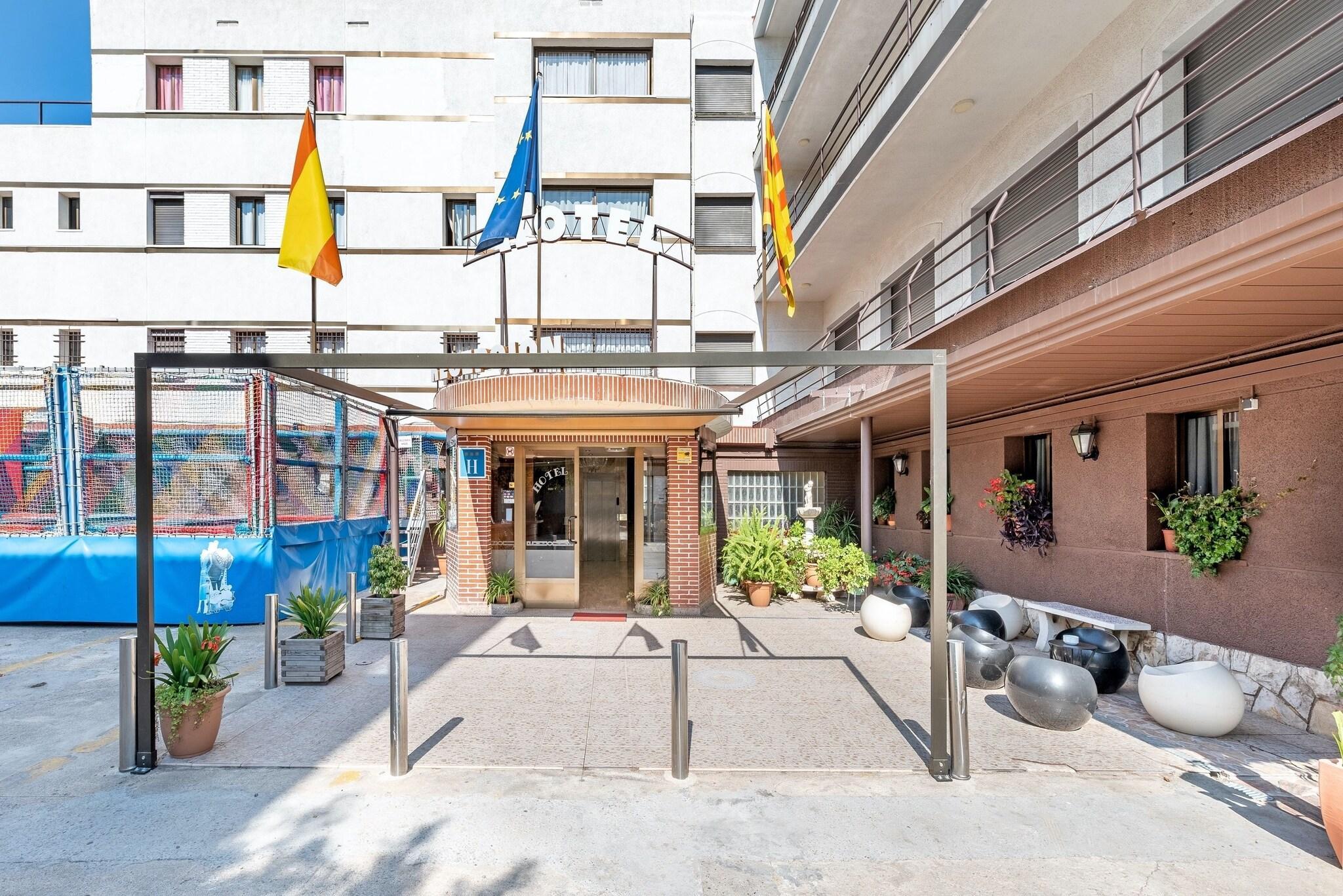 Vista Exterior Hotel Canada