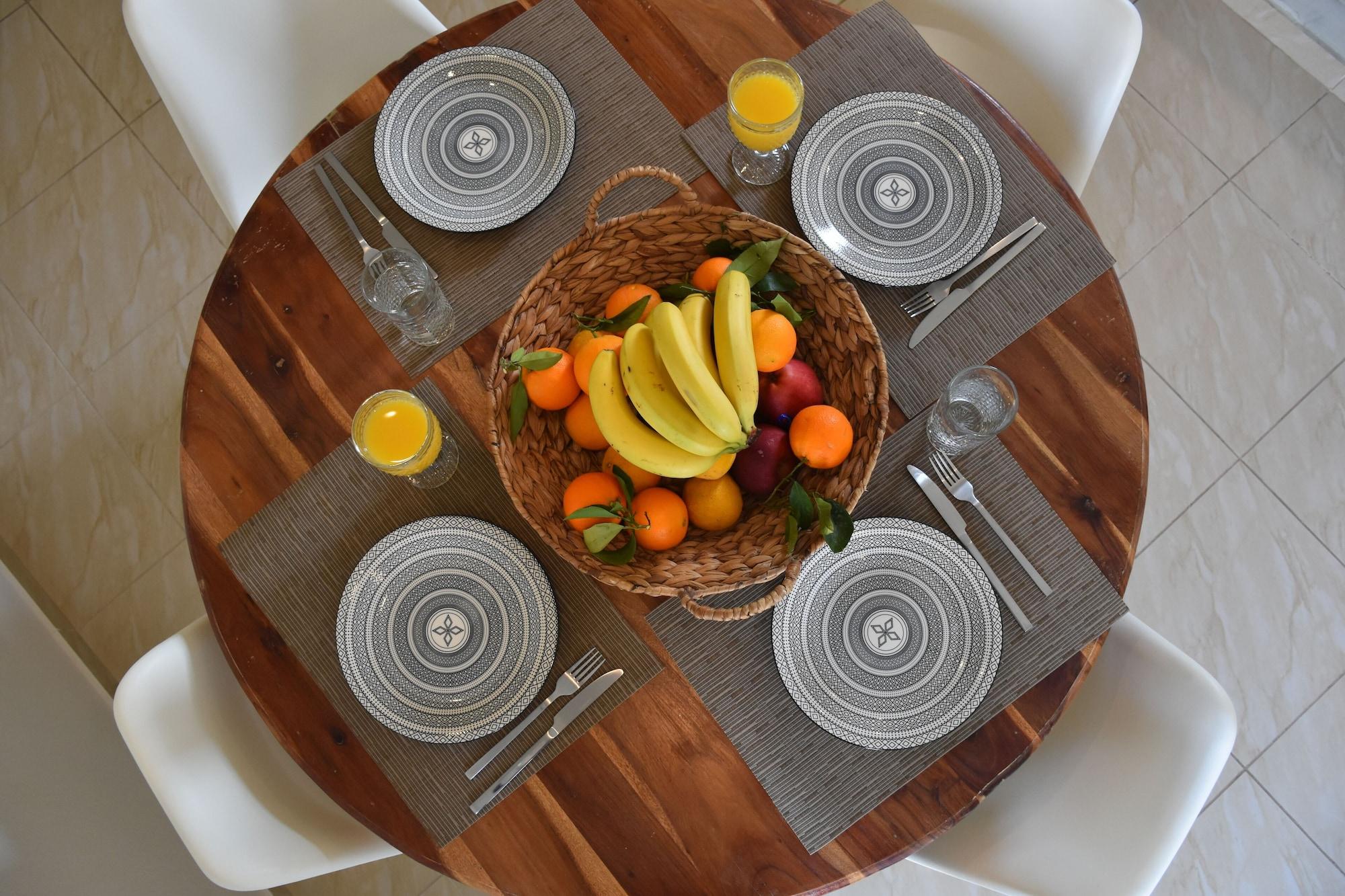 Restaurant De_naxia Suites