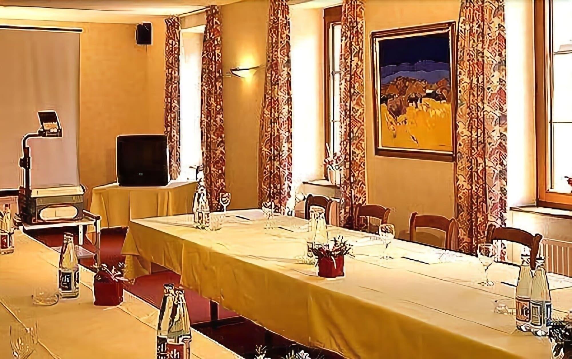 Sala de Reuniones The Originals Boutique, Hôtel La Ferme du Pape, Eguisheim