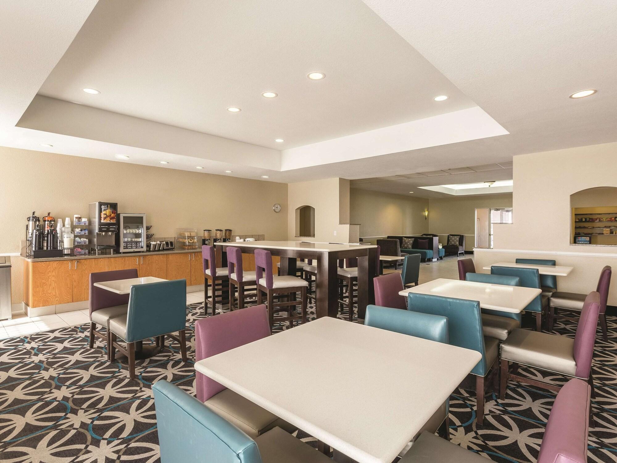 Restaurant La Quinta Inn & Suites by Wyndham Deming