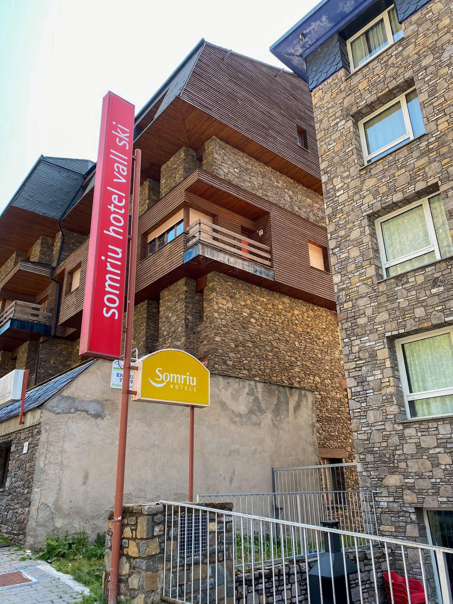 Vista Exterior Somriu Hotel Vall Ski