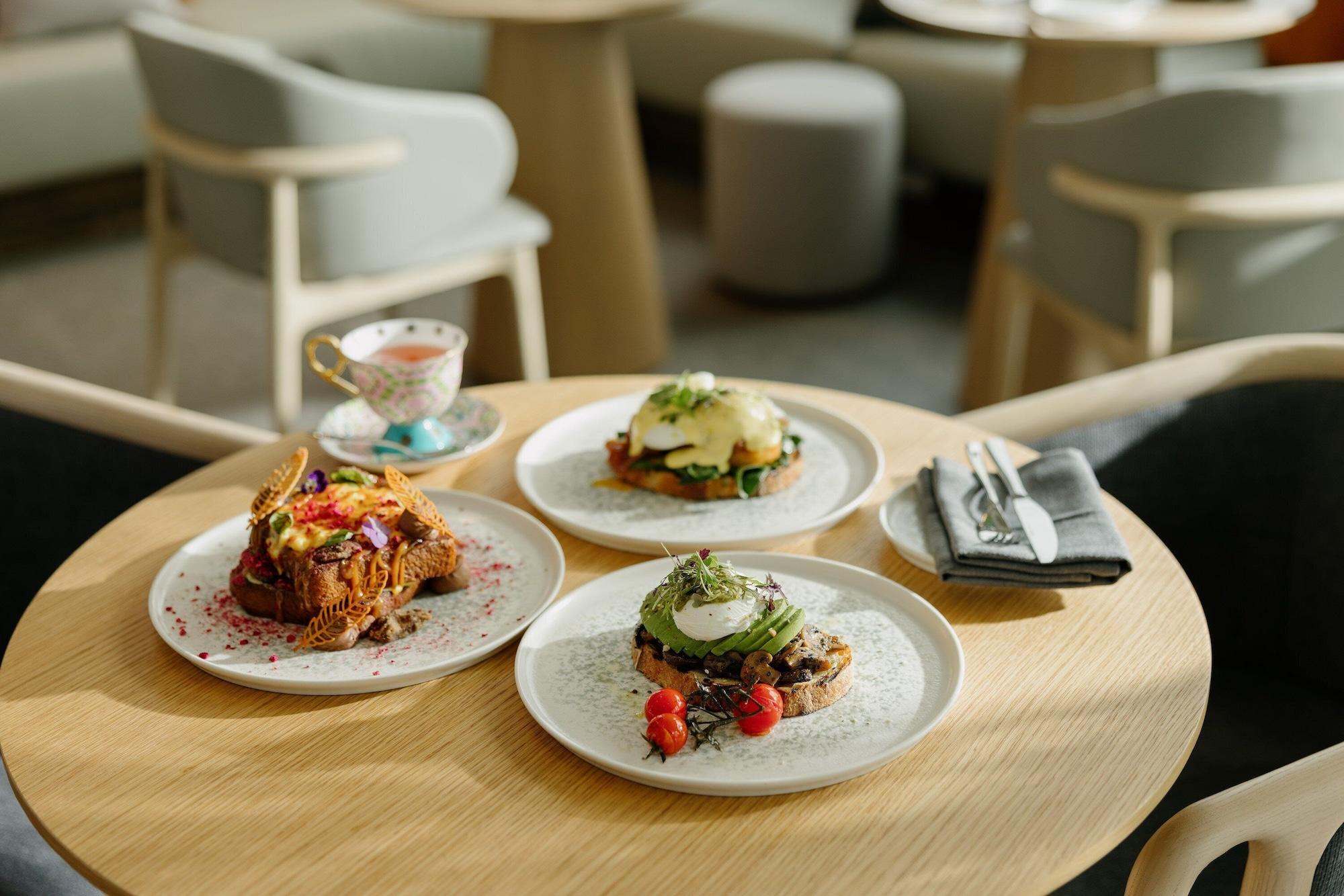 Restaurant Crowne Plaza Adelaide Mawson Lakes by IHG