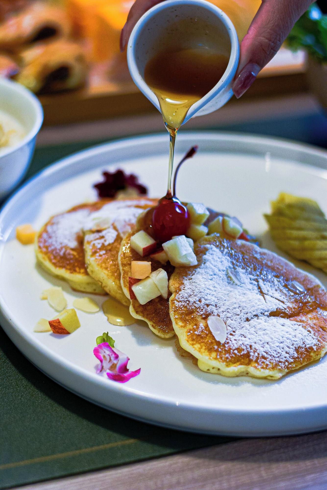 Restaurant Hilton Garden Inn Bangkok Silom