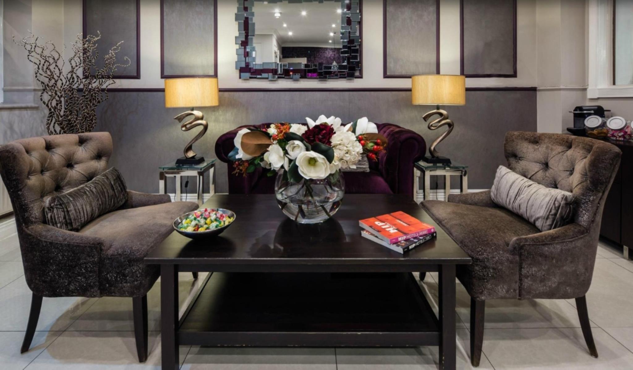 Vista Lobby Kingsland Hotel