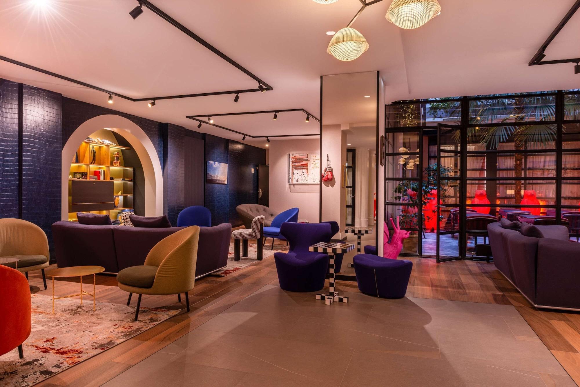 Vista Lobby Golden Tulip Opera De Noailles