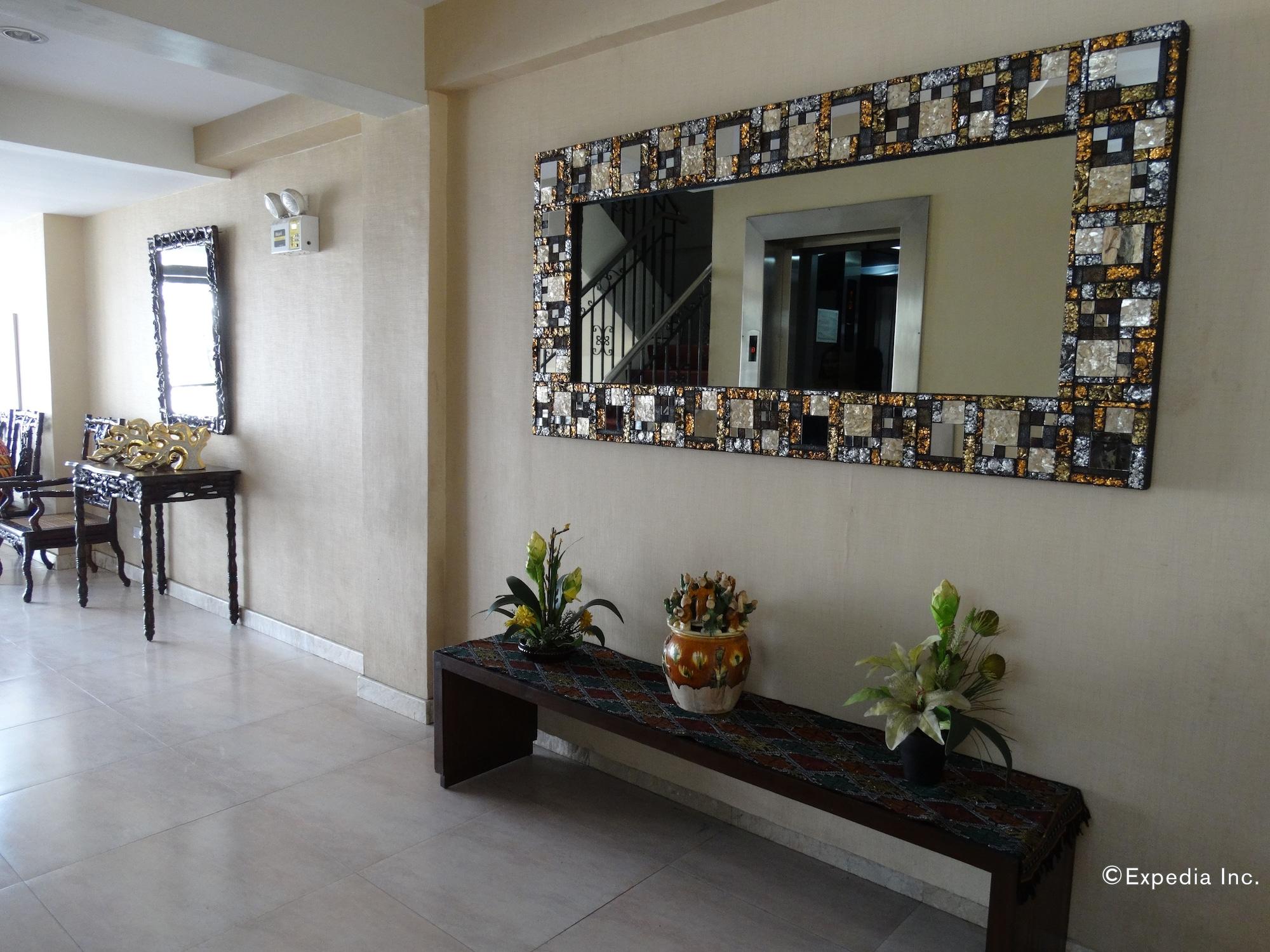 Varios Ecoland Suites & Inn