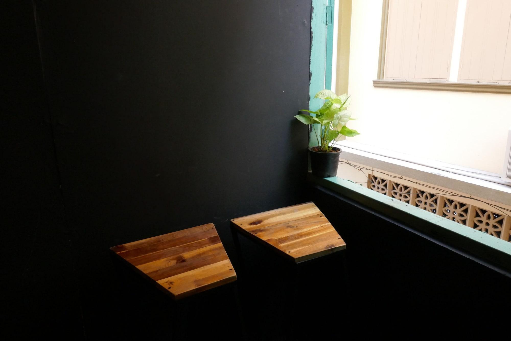 Comodidades del Alojamiento 2Street Hostel at Surathani - Adults Only